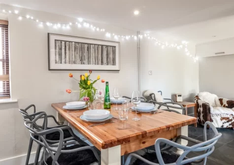 The dining area at Cross Farm Cottage, Braunton
