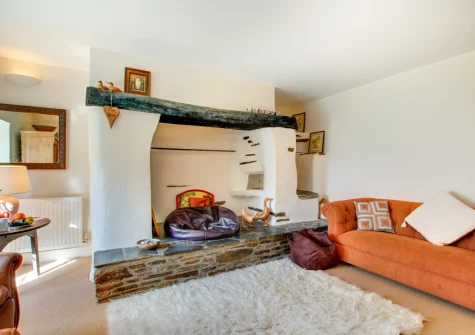 The cozy snug at Cross House, St Issey