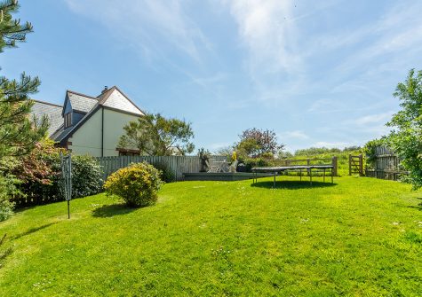 The garden at Curlew's Cwtch, Roserrow, Polzeath