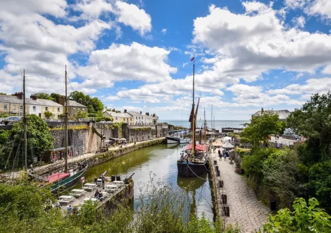 Picturesque Charlestown Harbour is a just few minutes walk from Customs House Roost