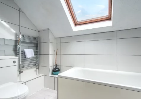 The bathroom at Dairy Cottage, Swimbridge