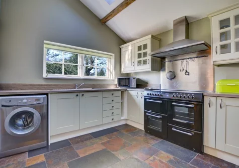 The kitchen at Daisy's Cottage, Fentonadle