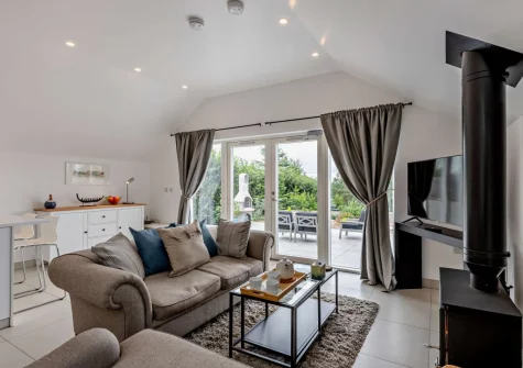 The living area at Dartmouth Lodge, Marldon