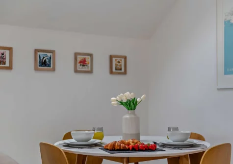 The dining area at Dartmouth Lodge, Marldon