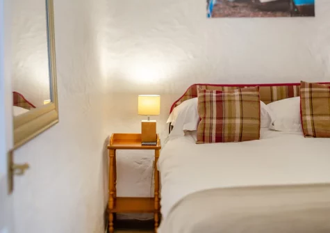 Bedroom #1 at Dingley Cottage, Porkellis