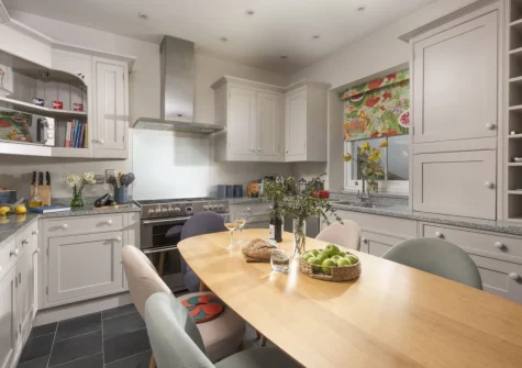 The kitchen & dining area at Dolly's Plaice, Fowey