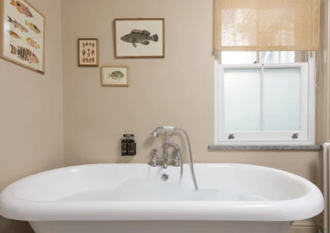 Bedroom #2 en-suite bathroom at Dolly's Plaice, Fowey