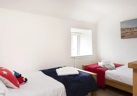 Bedroom #2 at Dolor Cottage, Coverack