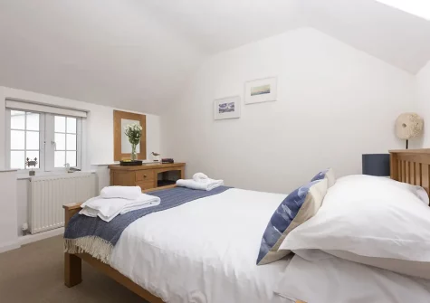 Bedroom #3 at Dolor Cottage, Coverack