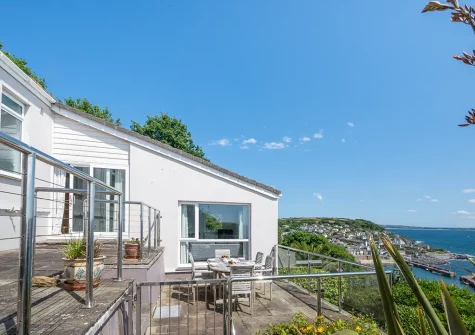 The patio & alfresco dining area at Dolphin Rise, Mousehole
