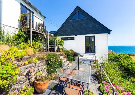 The terrace patio & alfresco dining area at Dolphins, Coverack