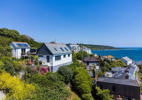 Dolphins is a beautiful and well designed upside-down house, ensuring  spectacular & panoramic sea views