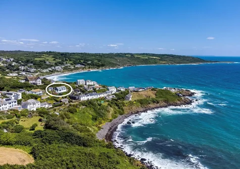 Dolphins overlooks the sea in the charming fishing village of Coverac