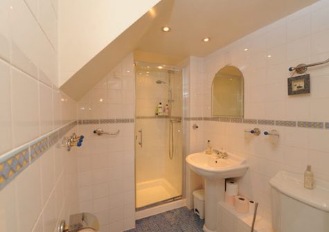 En-suite to bedroom #2 @ Dorey, Bideford