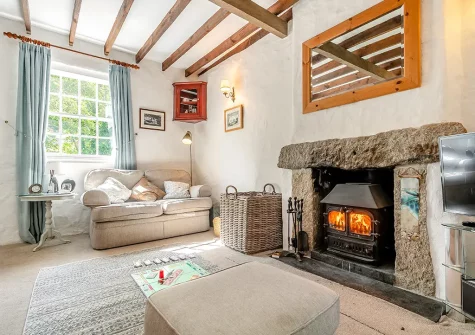 The living room at Dowr Penty, Helford