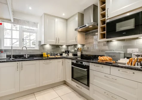 The kitchen at Dowr Penty, Helford