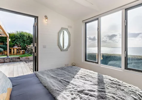The bedroom at Driftsands, Tregonhawke Cliff