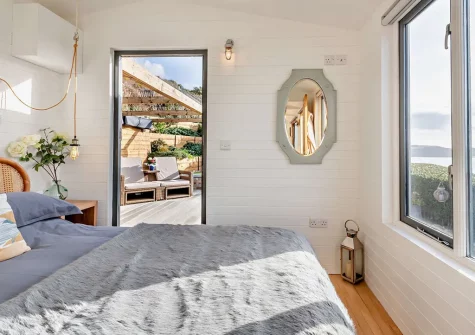 The bedroom at Driftsands, Tregonhawke Cliff