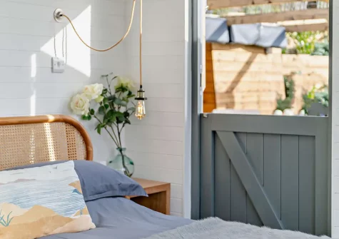 The bedroom at Driftsands, Tregonhawke Cliff