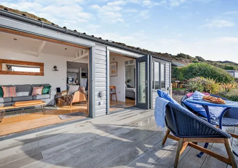 The decked patio at Driftsands, Tregonhawke Cliff