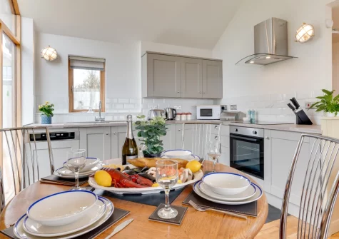 The kitchen & dining area at Driftwood Cottage, Bere Alston