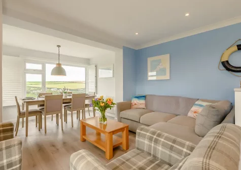The living area at Driftwood, Mawgan Porth