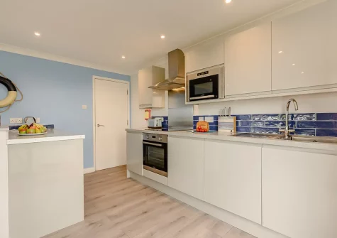The kitchen at Driftwood, Mawgan Porth