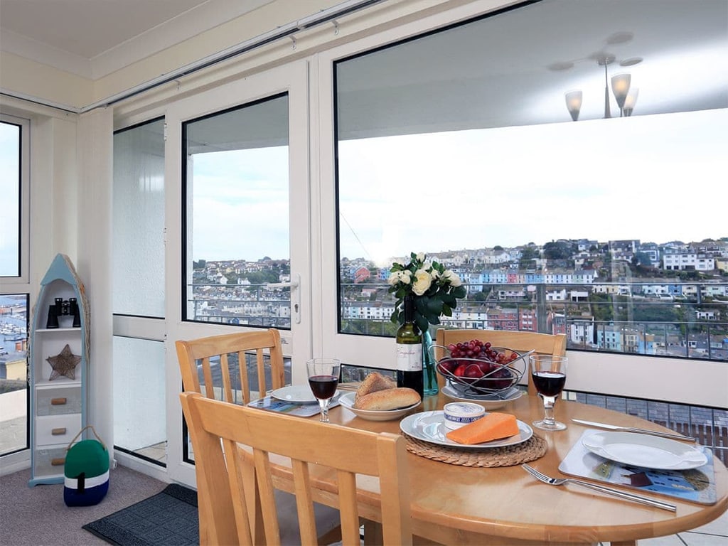 Dual View, 1 Linden Court, Brixham Holiday homes in Brixham