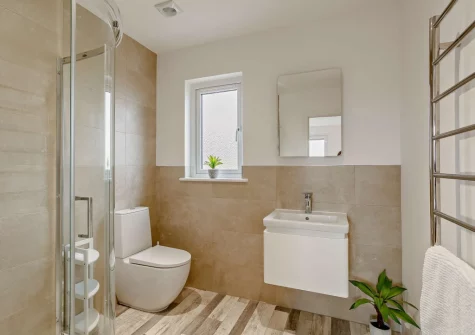 Bedroom #1 en-suite shower room at Dune Beachhouse, Westward Ho!