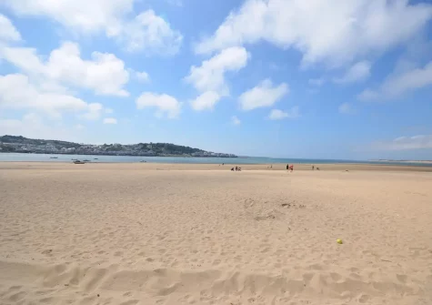 Ebb Tide Cottage is an ideal base for visiting Instow Beach and exploring everything Devon has to offer