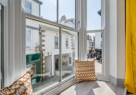 The living area at Echo Beach, St Ives