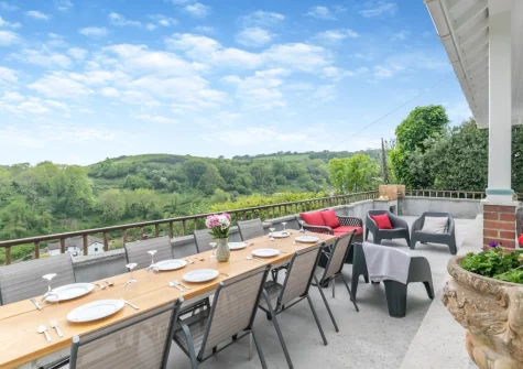 The terrace, barbecue, alfresco dining & outdoor sitting area at Edgehill, Pentewan