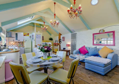 The kitchen, living & dining area at Eia's Loft, St Ives