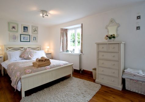 Bedroom 1 @ Elberry Cottage, Brixham