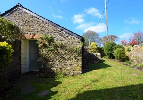 The enclosed garden at Elberry Cottage, Churston Ferrers