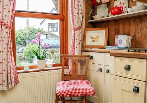 The open-plan kitchen & dining area at Elm Cottage, Westleigh