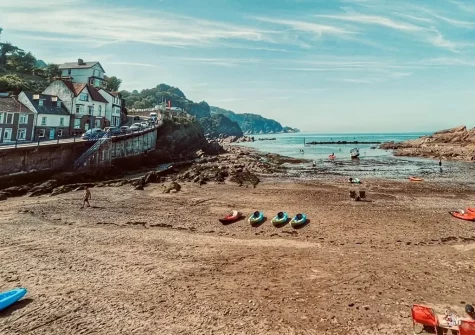 Elmbank is a stylish holiday home within walking distance of the beach