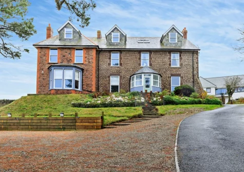 Enderley is a beautiful first-floor apartment with breathtaking views across the Bristol Channel