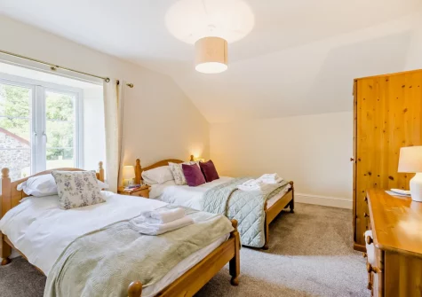 Bedroom #6 at Estrayer Park Farmhouse, Meldon