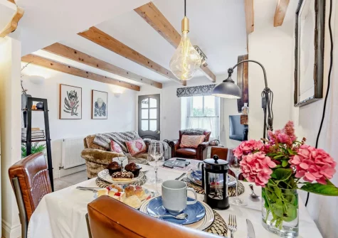 The dining area at Estuary Cottage, Hayle
