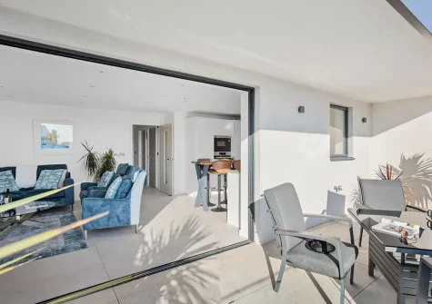 The balcony & outdoor sitting area at Estuary View, Grand Banks, Teignmouth