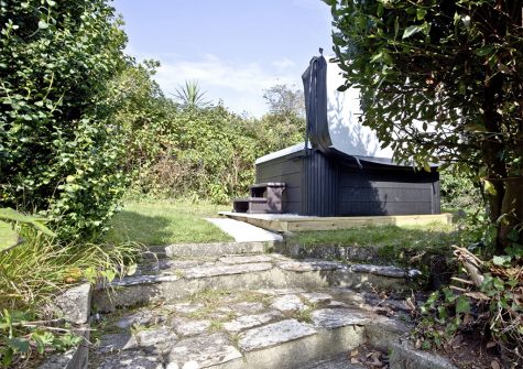 The garden at Evies Cottage, Higher Brixham