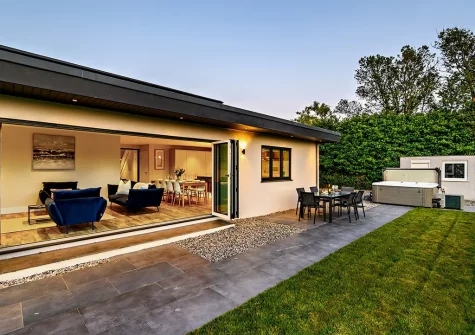 The patio, barbecue, alfresco dining area & hot tub at Fair Skies, St Merryn