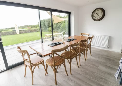 The dining area at Fairways, Bush