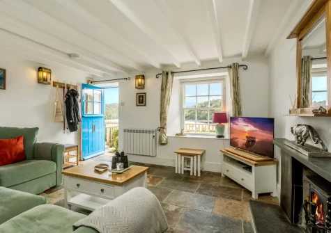 The living area at Fal River Cottage, Malpas