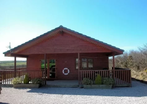 Falcon Lodge 12 is set in 40 acre grounds showcasing natural beauty & with five fishing lakes fed by running water