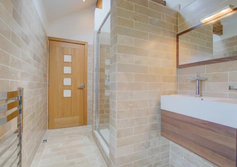 The bathroom at Farmlands, Porthcothan