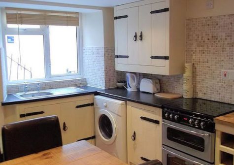 The kitchen @ Farthing Cottage, Brixham