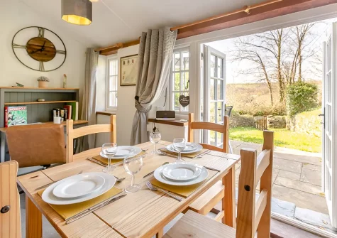 The dining area at Farthings Cottage, Trefanny Hill