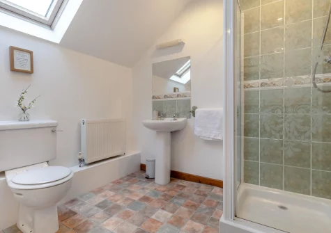 The bathroom at Fern Gully, Chilla